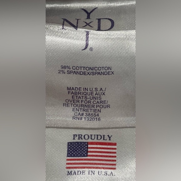 NYDJ Size 8 Sand Color Slim Straight Ankle Jeans Lift & Tuck Slimming 5 Pocket - Picture 8 of 10